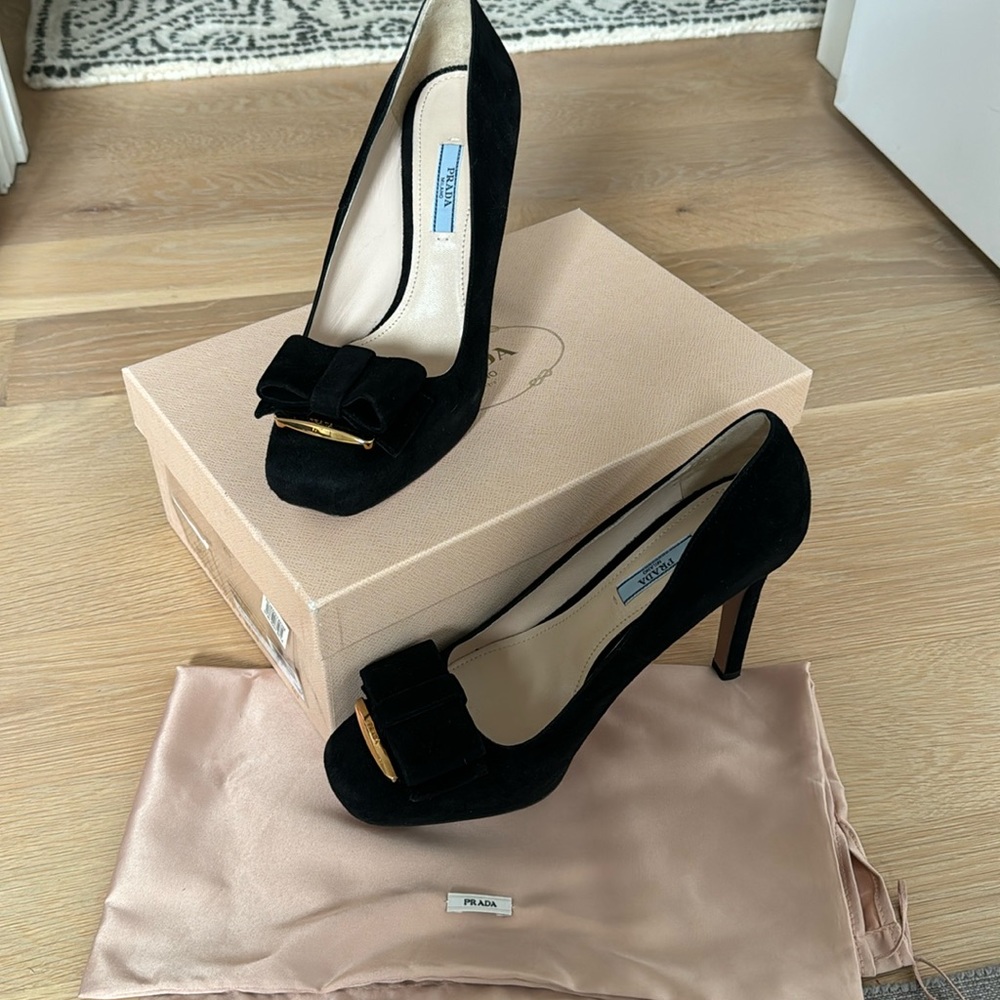 Prada Black Suede Bow Pumps Gold Hardware High Heel Shoes Size 40